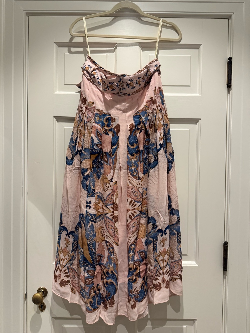 NWT - FARM Rio Soft Pink Sea Garden Scarf Pleated Maxi Skirt - Picture 5 of 6